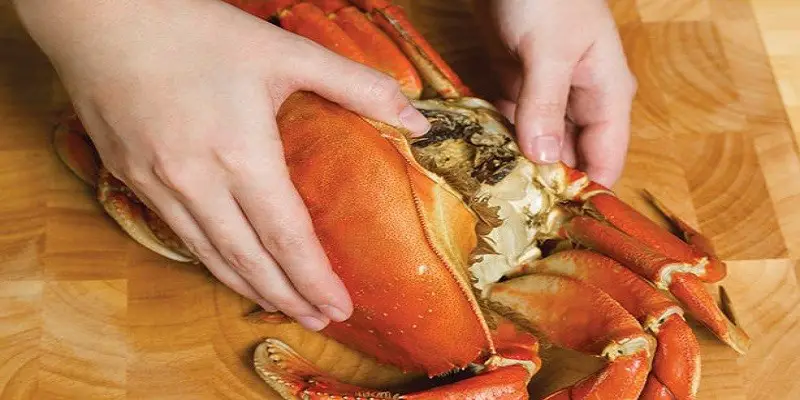 How To Clean Dungeness Crab