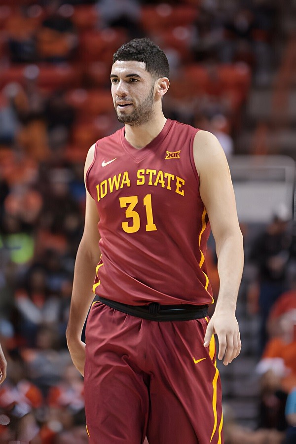 Georges Niang's Early Life